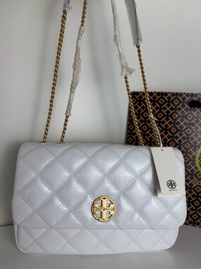 NWT Tory Burch Willa Quilted Leather Shoulder Bag with Gold Logo